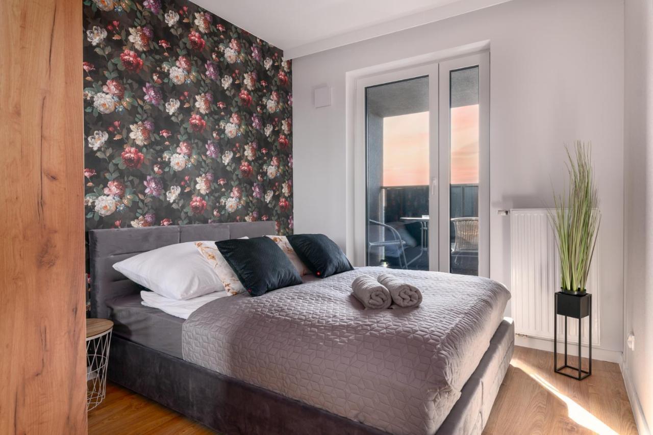 Star4You II Apartments Breslavia Exterior foto