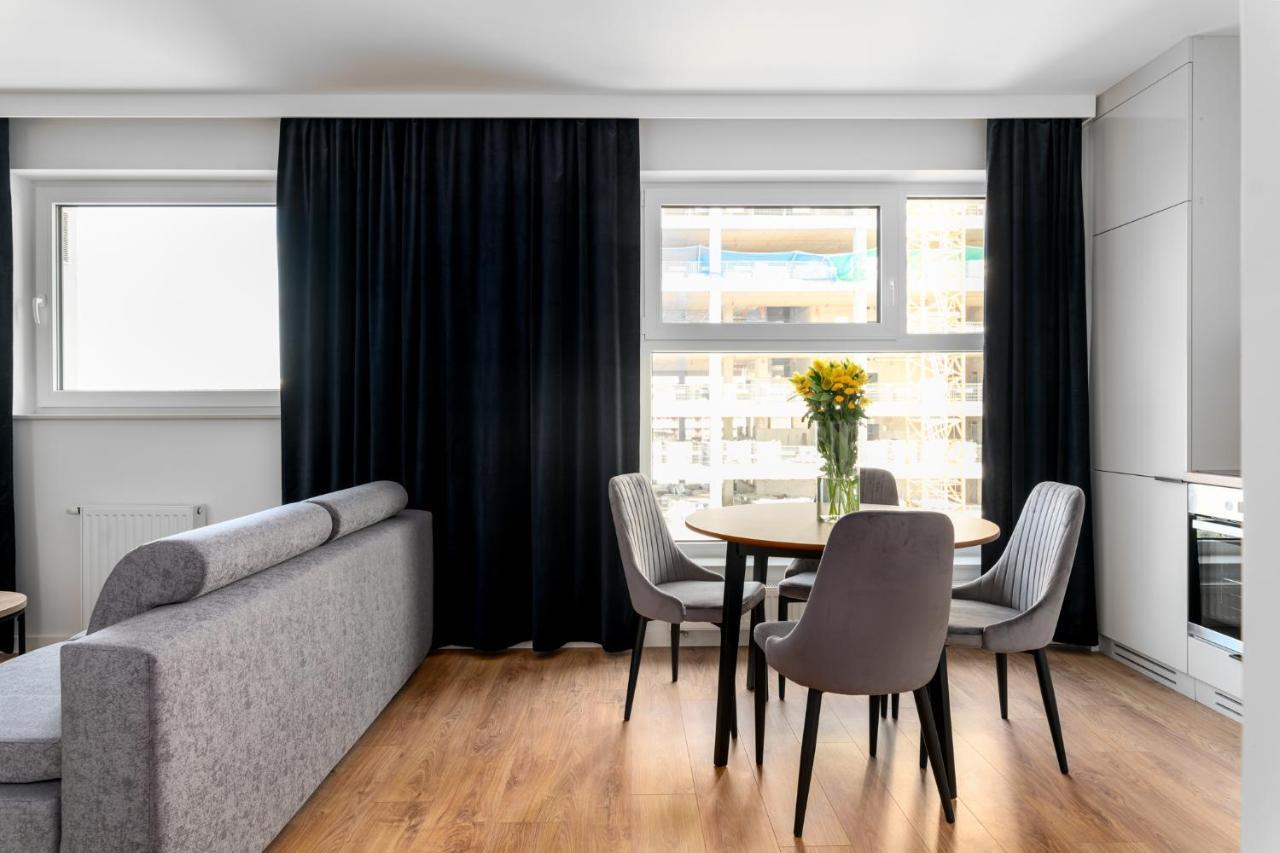 Star4You II Apartments Breslavia Exterior foto